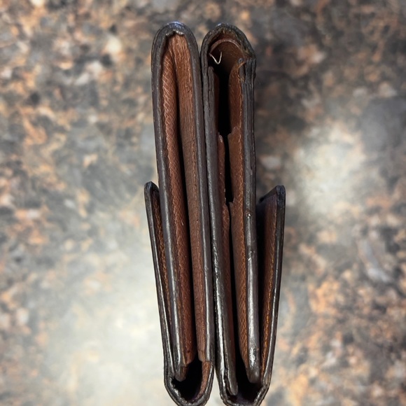 Louis Vuitton monogram wallet - Picture 9 of 9